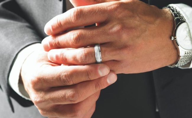 Men's wedding bands blog1